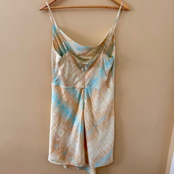 Guess| Pretty Satin Tidal Wave Tie Dye Beige and Blue Cocktail Mini Dress Sz L - Picture 6 of 8
